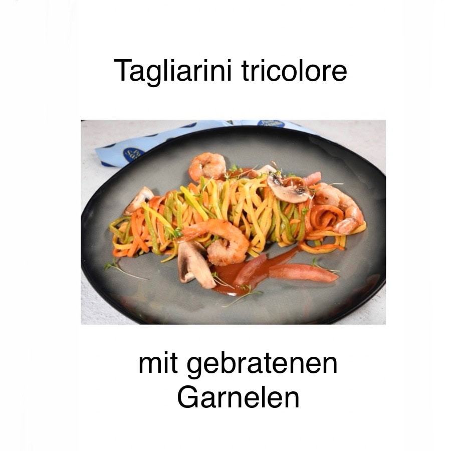 Tagiarini tricolore mit gebratenen Garnelen